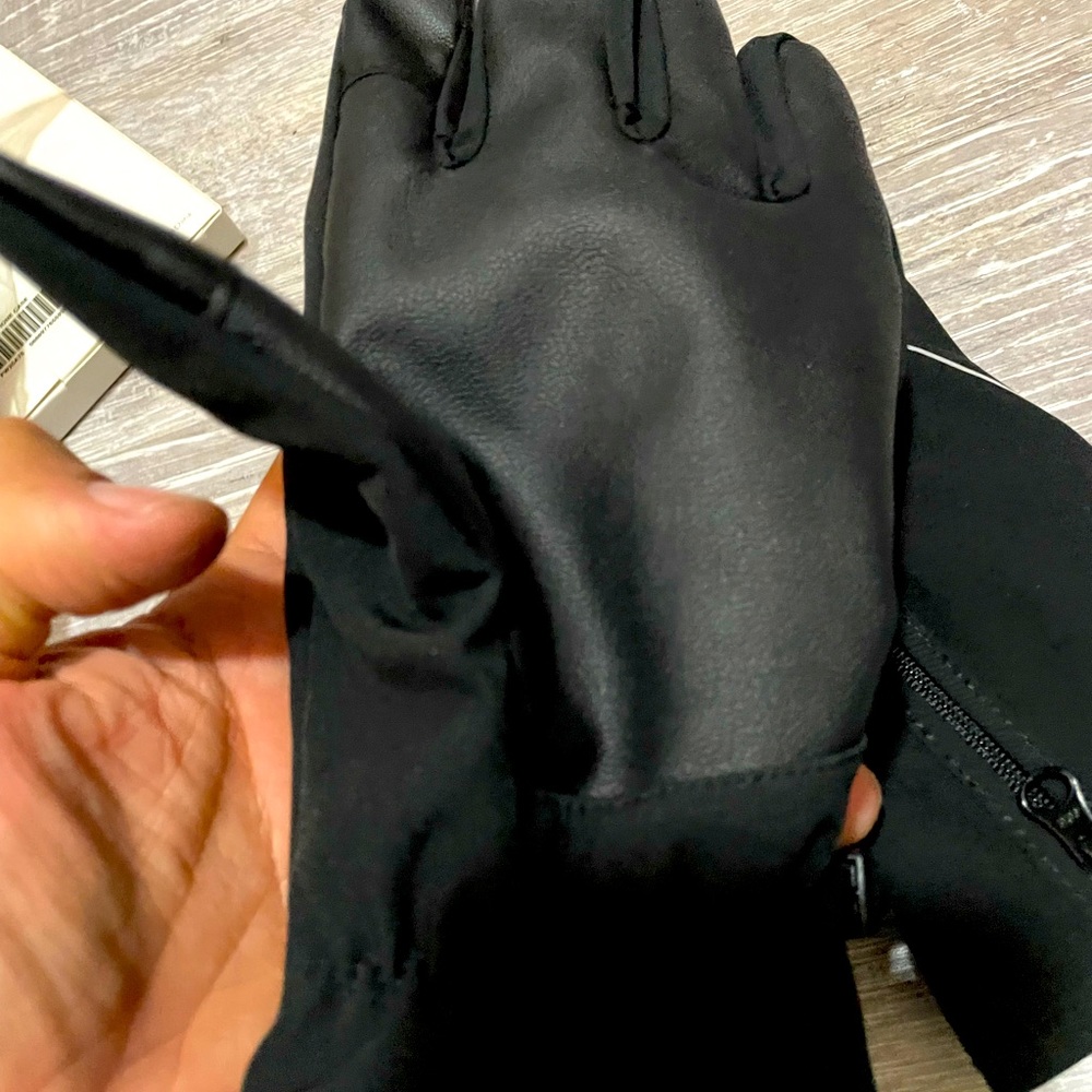 Winter sport gloves size L
New